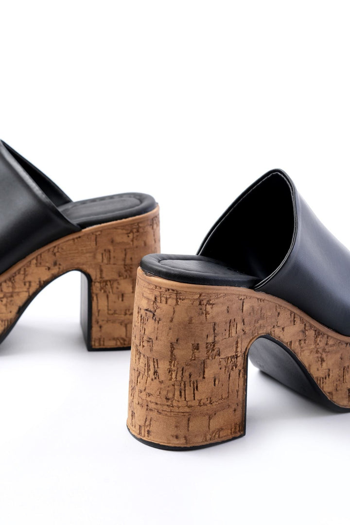 Lavina Mat Deri Siyah Platform Topuklu Terlik - ILOVESHOES