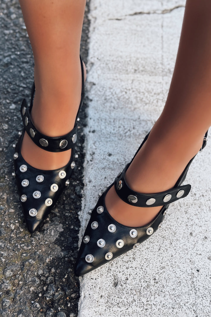 Selorin Matte Leather Stud Detail Stiletto Black