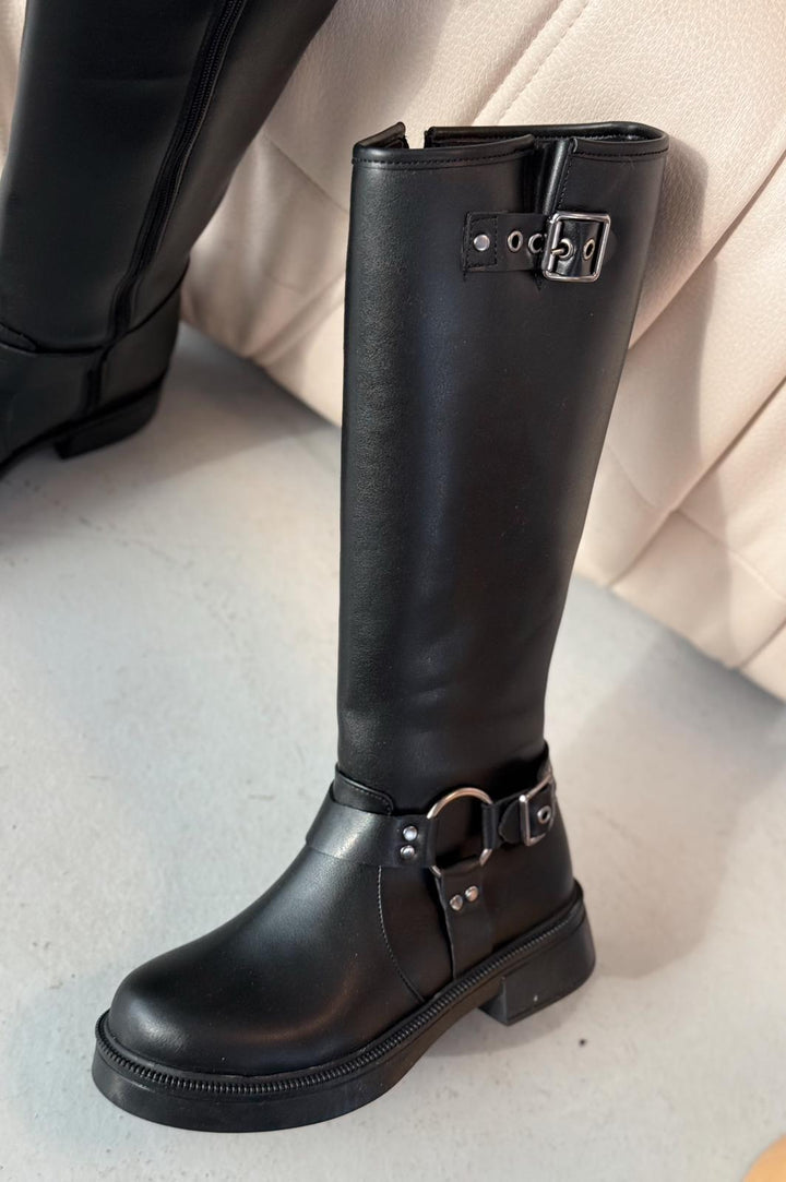 Nylix Black Buckle Accessory Zipper Casual Women's Boots