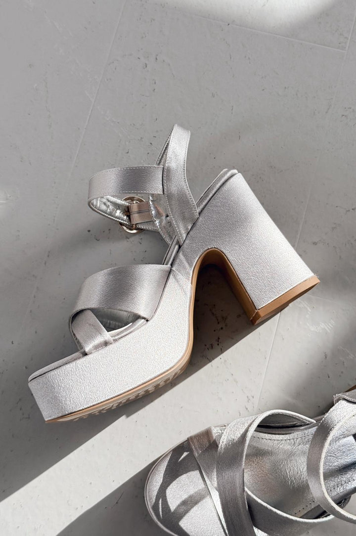 Sadnevs Saten Platform Topuklu Ayakkabı Gümüş - ILOVESHOES
