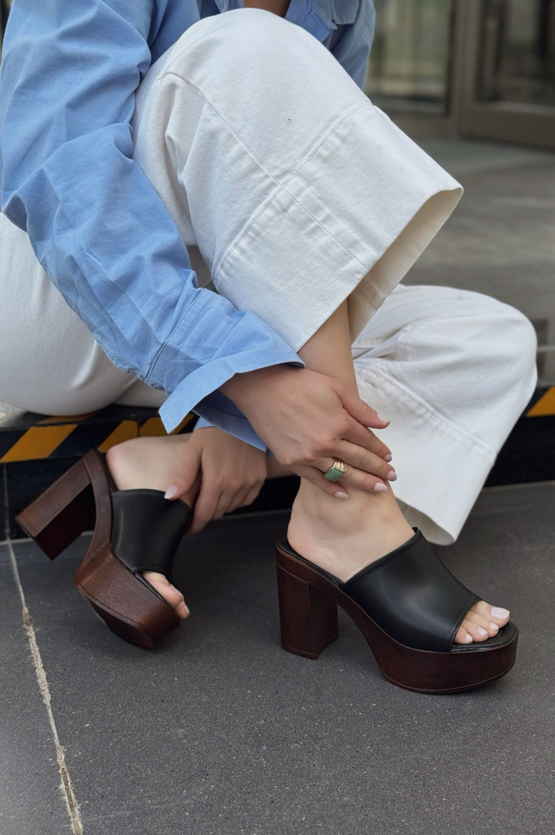 Rinaxsa Mat Deri Siyah Platform Topuklu Kadın Terlik - ILOVESHOES