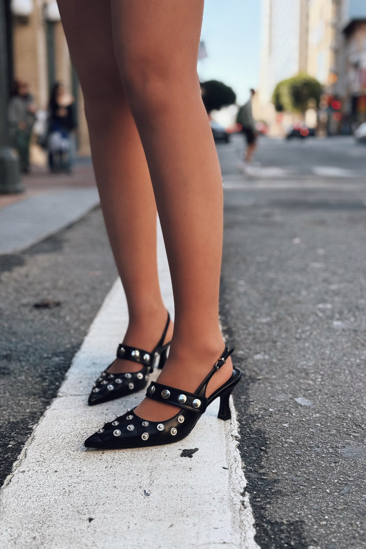 Selorin Matte Leather Stud Detail Stiletto Black