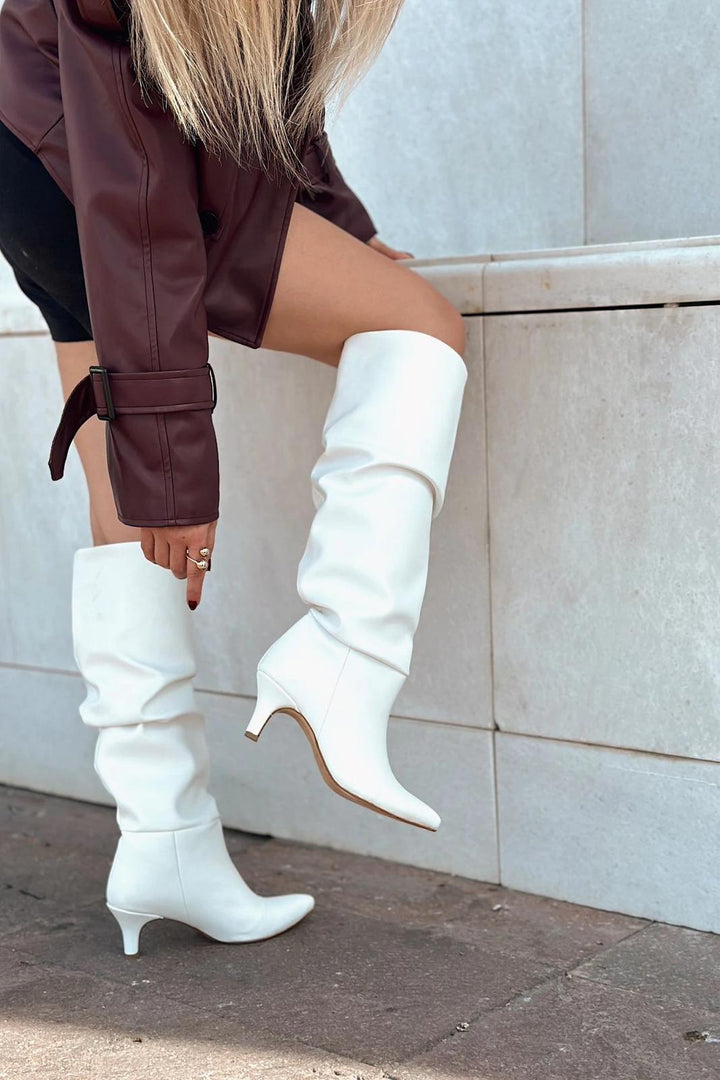 Sollet White Gusseted Thin Heel Casual Women's Boots